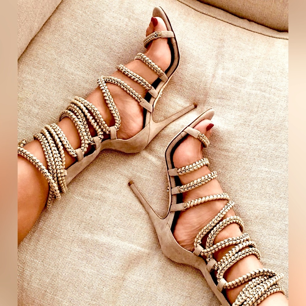 New w Tags 7.5 Braided Chain Cashmere Suede Color Gladiator Heel